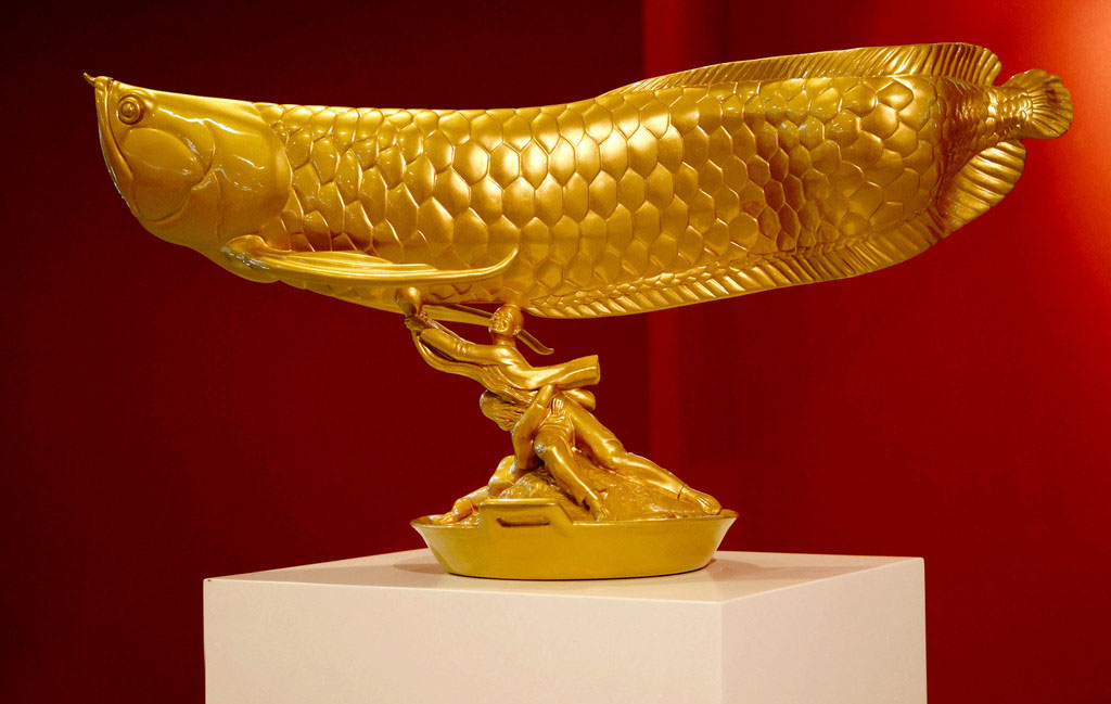 雕刻贴金